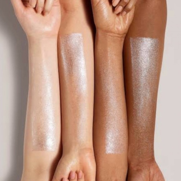 FENTY BEAUTY Diamond Bomb All-Over Diamond Veil - Picture 10 of 16